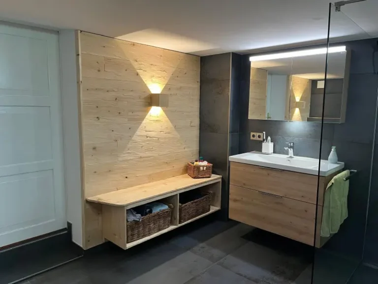 f6cca477-a7f1-41a0-80d4-0eb670b2595c